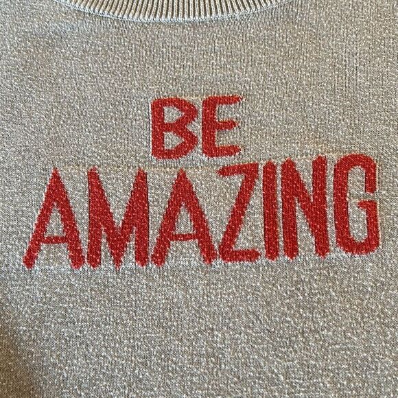 BE AMAZING Lightweight Sweater - Picture 2 of 4
